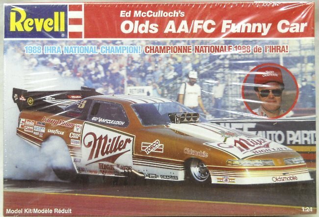 Revell 1/25 Ed McCullochs Olds AA/FC Funny Car - 1988 NHRA World Champion, 7122 plastic model kit